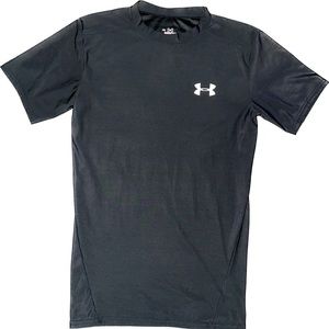 Under Armour tshirt